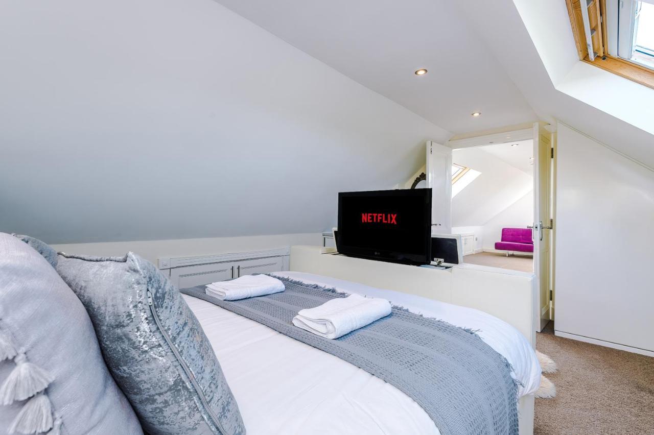 "Woodlands" By Greenstay Serviced Accommodation - Luxury 3 Bed Cottage In North Wales With Stunning Countryside Views & Parking - Close To Glan Clwyd Hospital - The Perfect Choice For Contractors, Business Travellers, Families And Groups Bodelwyddan Exterior foto